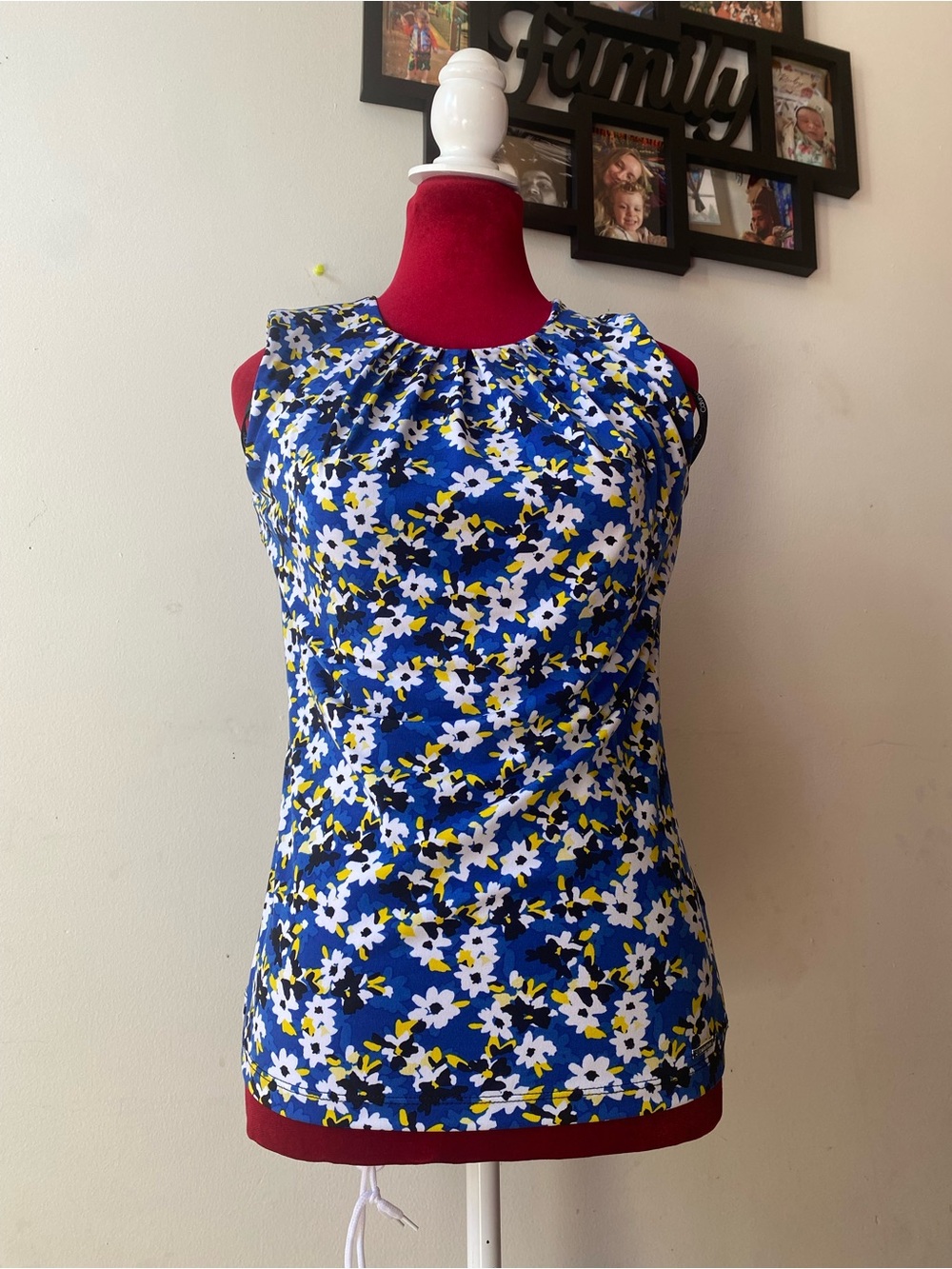 Calvin Klein Blue Floral Sleeveless Tank